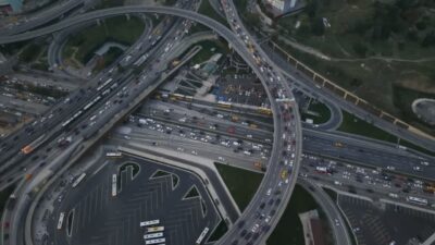 İstanbul'da oynanacak kritik derbi ve müsabakalar öncesinde akşam saatlerinde trafik