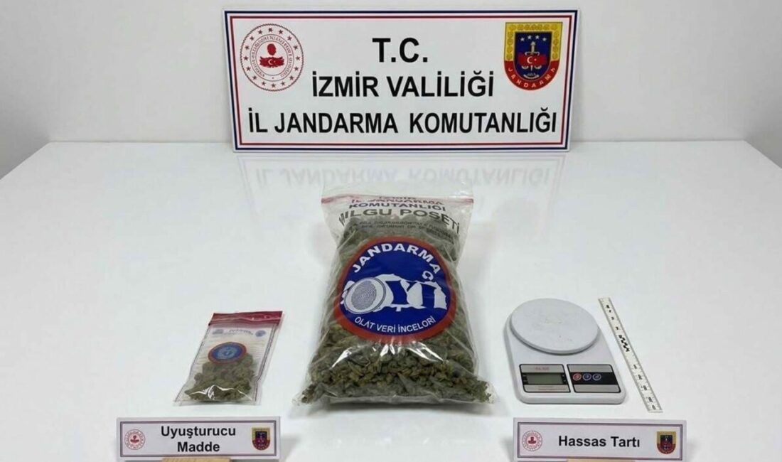 İzmir'in Torbalı ilçesindeki bir fabrikada çalışan işçilerin kaldığı konteynerde yapılan