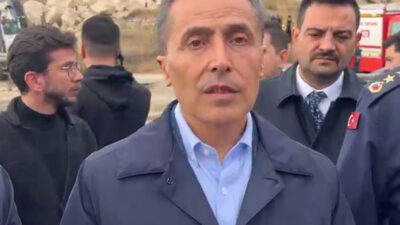 Nevşehir'in Göreme beldesinde aşırı yağışlar nedeniyle peribacasından kopan kaya parçaları