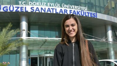 İzmir'de 2 yaşında otizm teşhisi konulan Filiz Eylül Taşpınar, resim