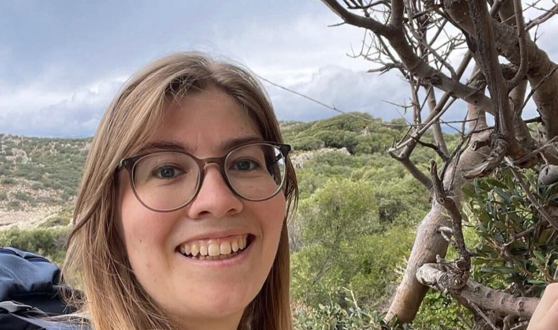 Antalya’nın Kaş ile Demre ilçeleri arasındaki Likya Yolu’nda yürüyüş yaparken