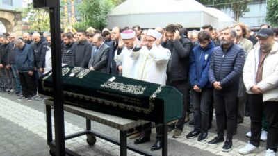 İstanbul Maltepe’de çöken binanın enkazından yaralı çıkarılan ancak hastanede yaşamını