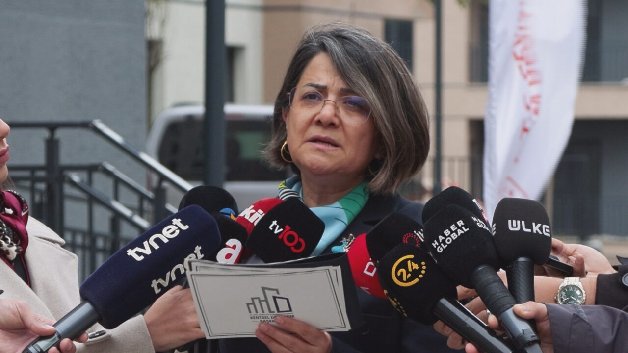 Maltepe’de Çöken Apartman Mağdurlarına Yeni Konutları Teslim Ediliyor