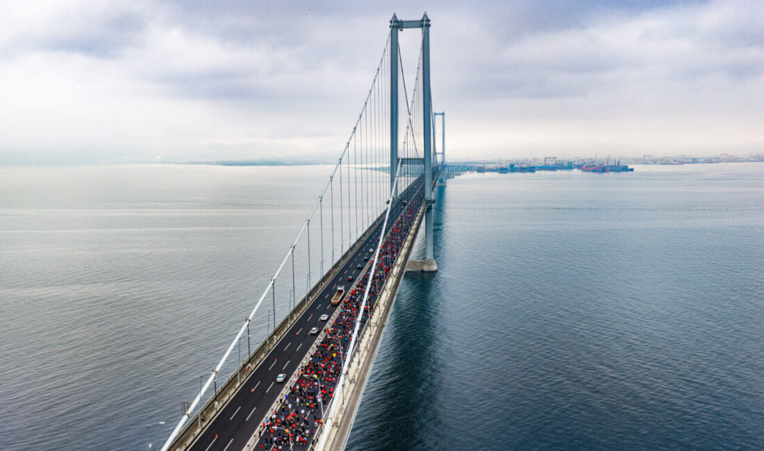 Kocaeli Büyükşehir Belediyesi tarafından 29 Ekim Cumhuriyet Bayramı kutlamaları kapsamında