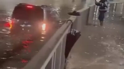 İstanbul'da gece saatlerinde etkisini gösteren sağanak yağış, Pendik'teki bir alt