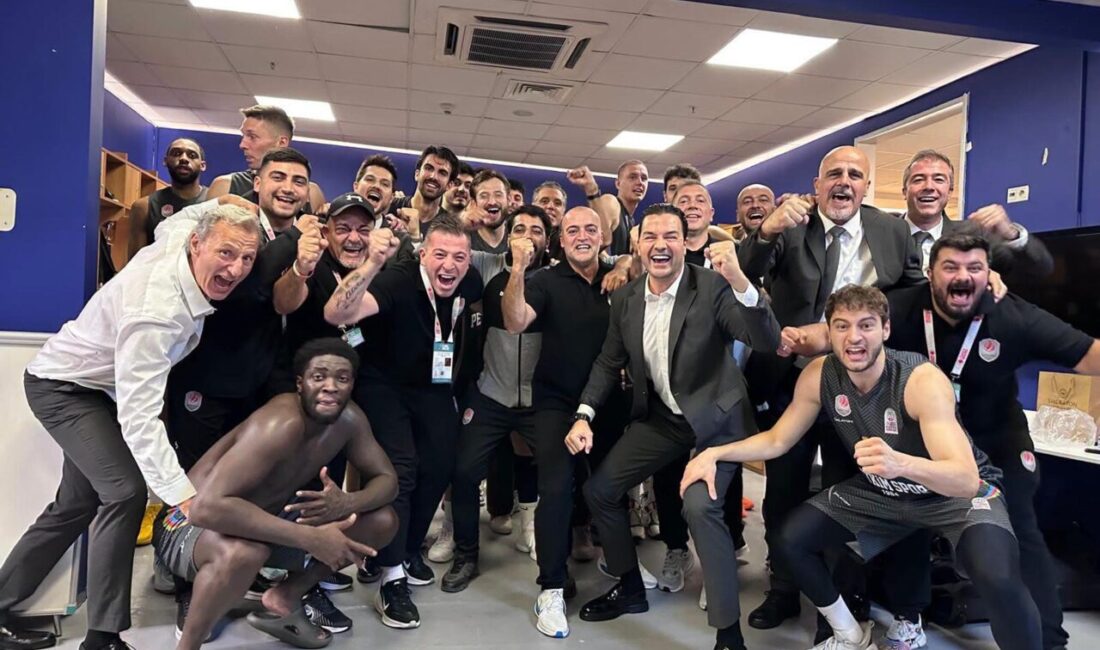Türkiye Sigorta Basketbol Süper Ligi'nde çıkış yakalayan Aliağa Petkimspor, play-off