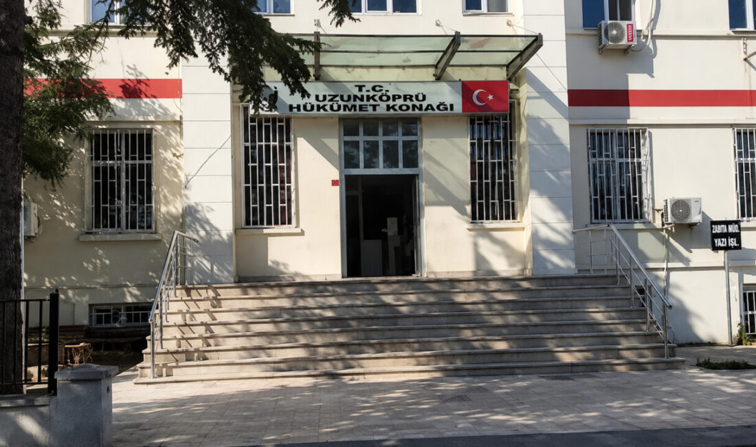 Edirne’nin Uzunköprü ilçesinde yasa dışı yollarla yurt dışına kaçmaya çalışan