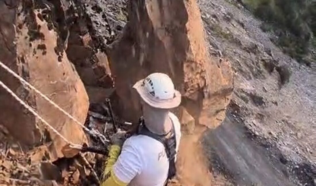 Şırnak’ta sürücüler için risk oluşturan kaya düşmelerine karşı, Trabzon’dan gelen