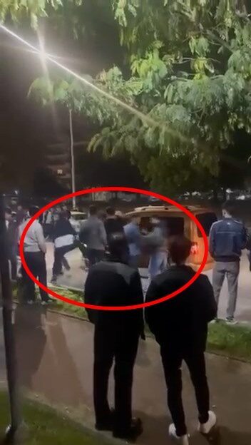 Bursa'nın Yıldırım ilçesinde iki grup arasında çıkan tartışma, kısa sürede