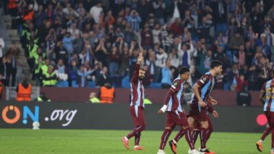 UEFA Konferans Ligi'nde Hearts'ı 2-0 mağlup eden Trabzonspor, tarihinde ilk