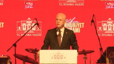İstanbul Valiliği tarafından 29 Ekim Cumhuriyet Bayramı dolayısıyla düzenlenen resepsiyonda