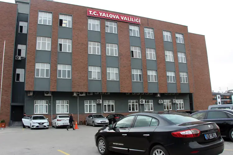 Yalova Valiliği, il genelinde beklenen aşırı yağış ve şiddetli fırtına